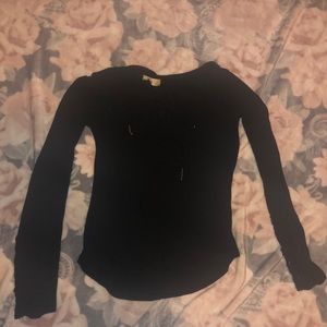 Black hollister shirt